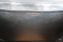 画像をギャラリービューアに読み込む, CHANEL/シャネル マトラッセ台形ハンドバッグ キャビアスキン ブラック/ゴールド金具 ハンドバッグ 800080046
