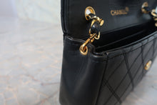 画像をギャラリービューアに読み込む, CHANEL/シャネル デカココチェーンショルダーバッグ ラムスキン ブラック/ゴールド金具 ショルダーバッグ  800020090
