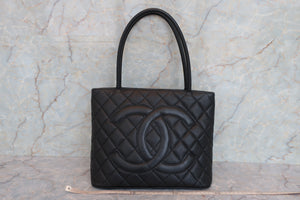 CHANEL/シャネル 復刻トート キャビアスキン ブラック/シルバー金具 トートバッグ 700080017