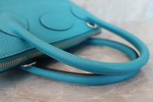 Load image into Gallery viewer, HERMES／BOLIDE 31 Clemence leather Turquoise blue □R Engraving Shoulder bag 600050203
