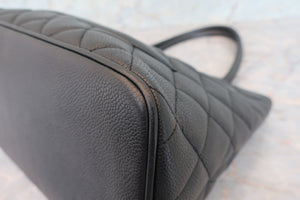 CHANEL/シャネル 復刻トート キャビアスキン ブラック/シルバー金具 トートバッグ 700080017