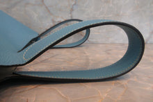 Load image into Gallery viewer, HERMES PICOTIN PM Clemence leather Blue jean □E Engraving Hand bag 700050162
