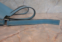 Load image into Gallery viewer, HERMES PICOTIN PM Clemence leather Blue jean □E Engraving Hand bag 700050162

