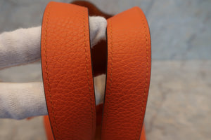 HERMES／エルメス ピコタンロックＰＭ トリヨンクレマンス オレンジポピー T刻印 ハンドバッグ 700060247