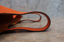 將圖片載入圖庫檢視器 HERMES／エルメス ピコタンロックＰＭ トリヨンクレマンス オレンジポピー T刻印 ハンドバッグ 700060247
