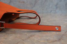 將圖片載入圖庫檢視器 HERMES／エルメス ピコタンロックＰＭ トリヨンクレマンス オレンジポピー T刻印 ハンドバッグ 700060247
