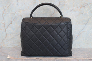 CHANEL/シャネル マトラッセ台形ハンドバッグ キャビアスキン ブラック/ゴールド金具 ハンドバッグ 700080026