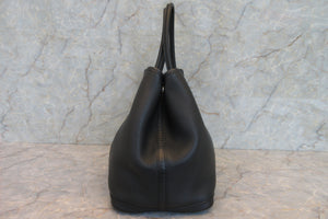 HERMES  GARDEN PARTY PM Negonda leather Black □O Engraving Tote bag 700060038
