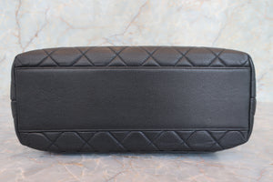 CHANEL/シャネル マトラッセ台形ハンドバッグ キャビアスキン ブラック/ゴールド金具 ハンドバッグ 700080026