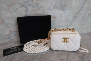 CHANEL/シャネル ミニチェーンウォレット ラムスキン ホワイト/ゴールド金具 ショルダーバッグ 700050166