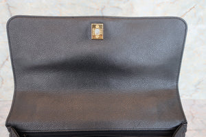 CHANEL/シャネル マトラッセ台形ハンドバッグ キャビアスキン ブラック/ゴールド金具 ハンドバッグ 700080026
