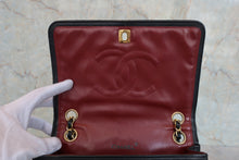 将图片加载到图库查看器，CHANEL/香奈儿  CF 全盖包 链条包 羊皮 Black/Gold hadware(黑色/金色金属) 肩背包 800070191
