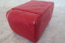 画像をギャラリービューアに読み込む, CHANEL/シャネル ミニマトラッセチェーンショルダーバッグ ラムスキン レッド/ゴールド金具 ショルダーバッグ 700120242
