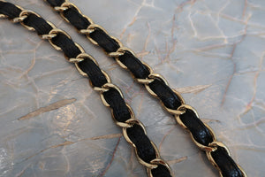 CHANEL/シャネル 中マトラッセシングルフラップチェーンショルダーバッグ キャビアスキン ブラック/ゴールド金具 ショルダーバッグ 700080022