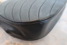 画像をギャラリービューアに読み込む, CHANEL/シャネル ココマークチェーンショルダーバッグ ラムスキン ブラック/ゴールド金具 ショルダーバッグ 800020075
