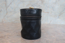 画像をギャラリービューアに読み込む, CHANEL/シャネル マトラッセフリンジチェーンショルダーバッグ ラムスキン ブラック/ゴールド金具 ショルダーバッグ 700120254
