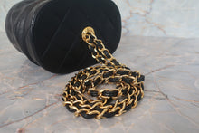 画像をギャラリービューアに読み込む, CHANEL/シャネル マトラッセフリンジチェーンショルダーバッグ ラムスキン ブラック/ゴールド金具 ショルダーバッグ 700120254
