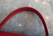 Load image into Gallery viewer, HERMES KELLY 32 Graine Couchevel leather Rouge vif 〇U Engraving Shoulder bag 600080096
