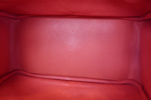Load image into Gallery viewer, HERMES LINDY 30 Clemence leather Rose jaipur R Engraving Shoulder bag 700110162
