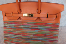 Load image into Gallery viewer, HERMES BIRKIN 35 Vibrato/Box carf leather Orange □H Engraving Hand bag 700110160
