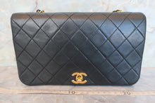 将图片加载到图库查看器，CHANEL/香奈儿 CF 链条包 羊皮 Black/Gold hadware(黑色/金色金属) 肩背包 600090125
