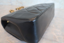 画像をギャラリービューアに読み込む, CHANEL/シャネル ダイアナマトラッセチェーンショルダーバッグ ラムスキン ブラック/ゴールド金具 ショルダーバッグ 700120239
