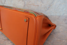 Load image into Gallery viewer, HERMES BIRKIN 35 Vibrato/Box carf leather Orange □H Engraving Hand bag 700110160

