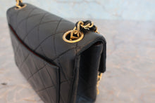 画像をギャラリービューアに読み込む, CHANEL/シャネル ミニマトラッセチェーンショルダーバッグ ラムスキン ブラック/ゴールド金具 ショルダーバッグ 800070184
