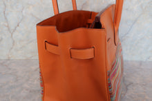 Load image into Gallery viewer, HERMES BIRKIN 35 Vibrato/Box carf leather Orange □H Engraving Hand bag 700110160
