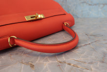 画像をギャラリービューアに読み込む, HERMES／エルメス ケリー32 トゴ カプシーヌ T刻印 ショルダーバッグ 800050036
