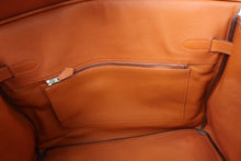 Load image into Gallery viewer, HERMES BIRKIN 35 Vibrato/Box carf leather Orange □H Engraving Hand bag 700110160
