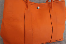 将图片加载到图库查看器，HERMES GARDEN PARTY PM Negonda leather Orange □R刻印 Tote bag 600080054
