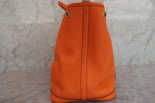 将图片加载到图库查看器，HERMES GARDEN PARTY PM Negonda leather Orange □R刻印 Tote bag 600080054
