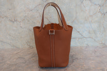将图片加载到图库查看器，HERMES PICOTIN LOCK ECLAT PM Clemence leather/Swift leather Gold/Nata Y刻印 Hand bag 800030189
