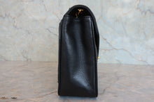 将图片加载到图库查看器，CHANEL/香奈儿 coco小姐 V线 链条包 羊皮 Black/Gold hadware(黑色/金色金属) 肩背包 800060185
