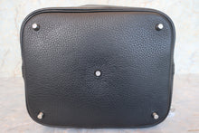 Load image into Gallery viewer, HERMES PICOTIN LOCK GM Clemence leather Black □O Engraving Hand bag 700110177
