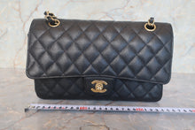 画像をギャラリービューアに読み込む, CHANEL/シャネル マトラッセＷフラップＷチェーンショルダーバッグ キャビアスキン ブラック/ゴールド金具 ショルダーバッグ 700120248
