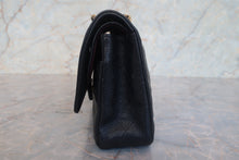 画像をギャラリービューアに読み込む, CHANEL/シャネル マトラッセＷフラップＷチェーンショルダーバッグ キャビアスキン ブラック/ゴールド金具 ショルダーバッグ 700120248
