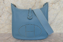 将图片加载到图库查看器，HERMES  EVELYNE 2PM Clemence leather Blue jean □J刻印 Shoulder bag 700010196
