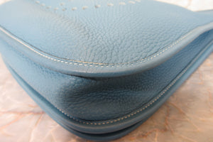 HERMES  EVELYNE 2PM Clemence leather Blue jean □J刻印 Shoulder bag 700010196