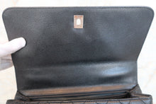Load image into Gallery viewer, CHANEL Matelasse trapezoid hand bag Caviar skin Black/Silver hadware Hand bag 600050183
