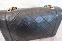 Load image into Gallery viewer, CHANEL  Diana matelasse chain shoulder bag Lambskin Black/Gold hadware Shoulder bag 700110184
