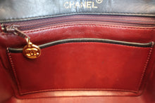 Load image into Gallery viewer, CHANEL Mini Matelasse By color chain shoulder bag Lambskin Black/Red/Gold hadware Shoulder bag 800060112

