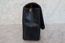 Load image into Gallery viewer, CHANEL  Diana matelasse chain shoulder bag Lambskin Black/Gold hadware Shoulder bag 700110184
