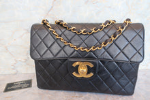 Load image into Gallery viewer, CHANEL Medium Matelasse single flap chain shoulder bag Lambskin Black/Gold hadware Shoulder bag 700090045
