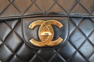 CHANEL Medium Matelasse single flap chain shoulder bag Lambskin Black/Gold hadware Shoulder bag 700090045