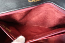 Load image into Gallery viewer, CHANEL  Diana matelasse chain shoulder bag Lambskin Black/Gold hadware Shoulder bag 700110184
