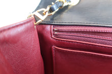 Load image into Gallery viewer, CHANEL  Diana matelasse chain shoulder bag Lambskin Black/Gold hadware Shoulder bag 700110184
