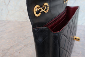 CHANEL Medium Matelasse single flap chain shoulder bag Lambskin Black/Gold hadware Shoulder bag 700090045