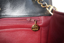 Load image into Gallery viewer, CHANEL  Diana matelasse chain shoulder bag Lambskin Black/Gold hadware Shoulder bag 700110184
